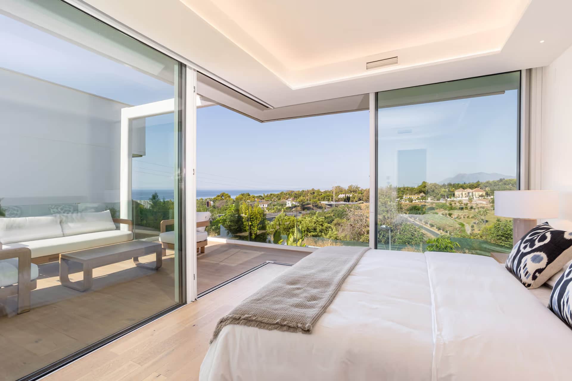 Nara Villa 6 — Valdeolletas, Marbella – Bild 1